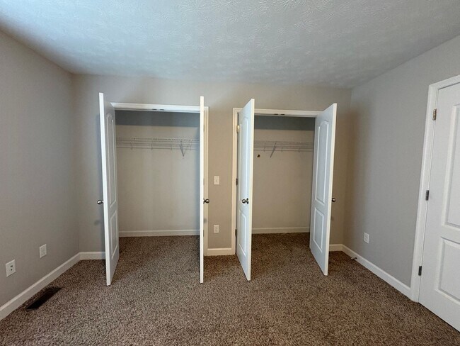 Building Photo - 171 Cedar Point Ln