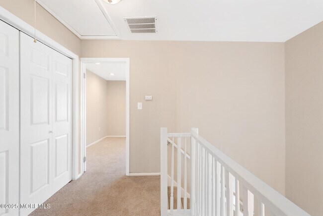 Building Photo - 308 Pewter Ct
