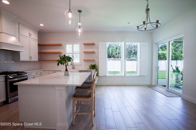Building Photo - 4305 Negal Cir