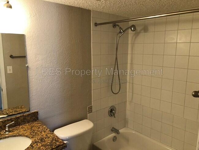 Building Photo - 4773 S Texas Ave