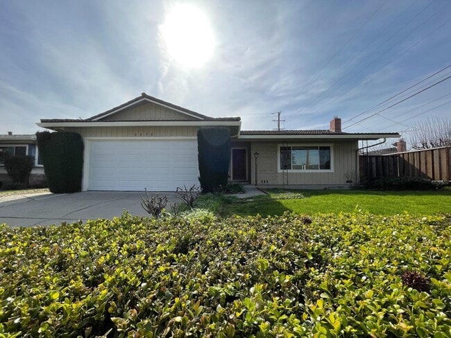 Building Photo - 4876 Springdale Dr