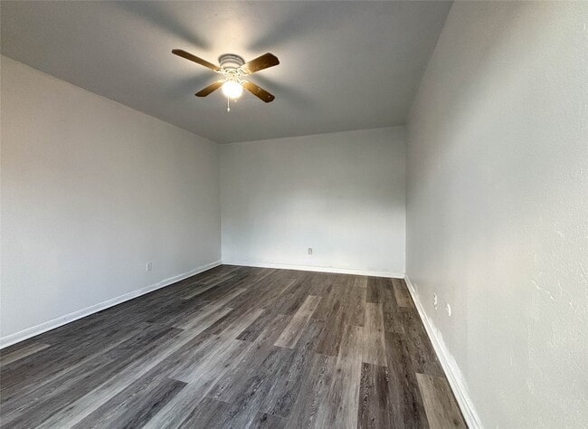 Building Photo - 7206 S Gessner Rd