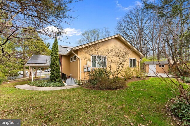 Building Photo - 6337 Beryl Rd