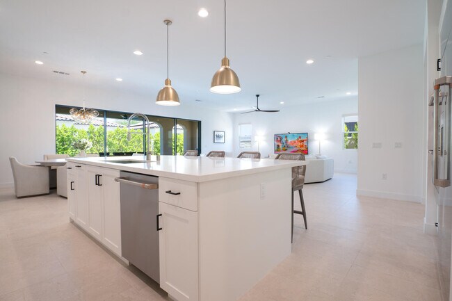 Building Photo - 57535 Cherrywood Pl