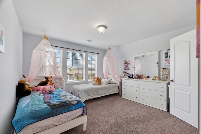 Building Photo - 2314 Trocadero Ln