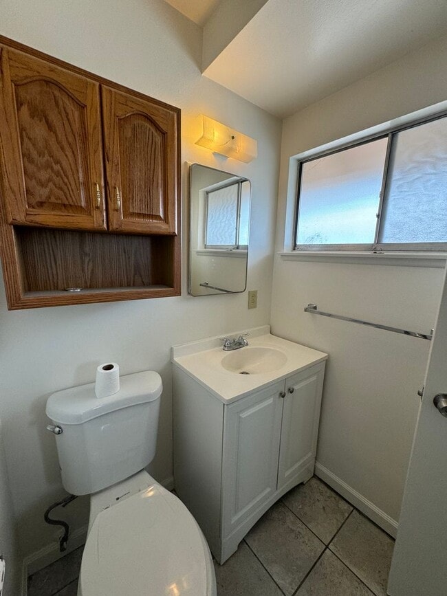 Building Photo - 3 Bedroom House on Tolowa Street