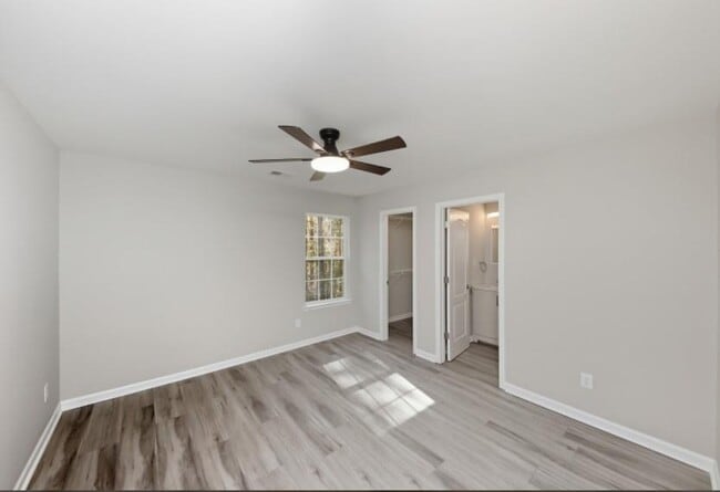 Building Photo - 3009 Fields Dr