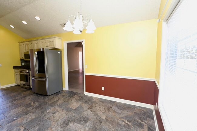 Building Photo - 2605 Turningleaf Ln