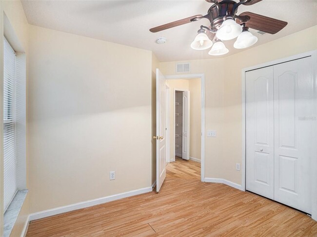 Building Photo - 11440 Misty Isle Ln