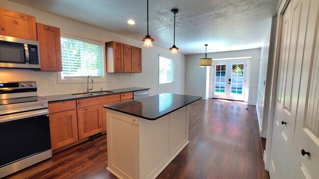 Building Photo - 9266 S Edenbrook Way