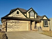 Building Photo - 15718 Lafayette Ave