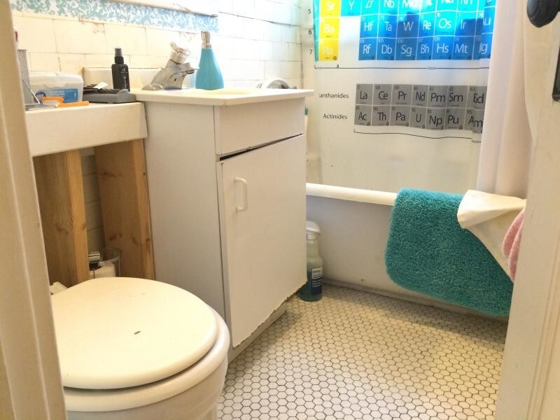 Building Photo - 1203 Boylston St