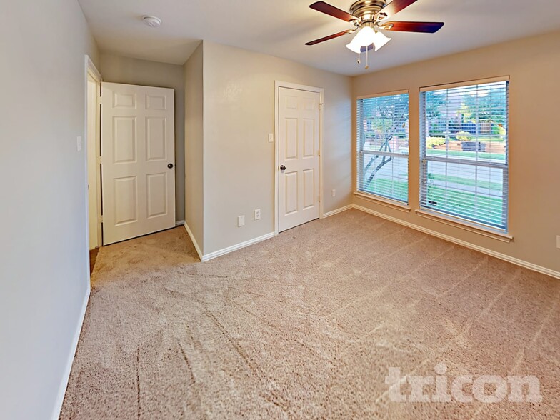 Building Photo - 836 Greenridge Dr