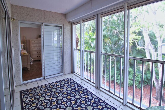 Building Photo - FURNISHED LONG TERM OR SEASONAL RENTAL WALKING DISTANCE TO MERCATO