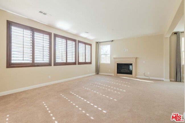 Building Photo - 28128 N Anvil Ct
