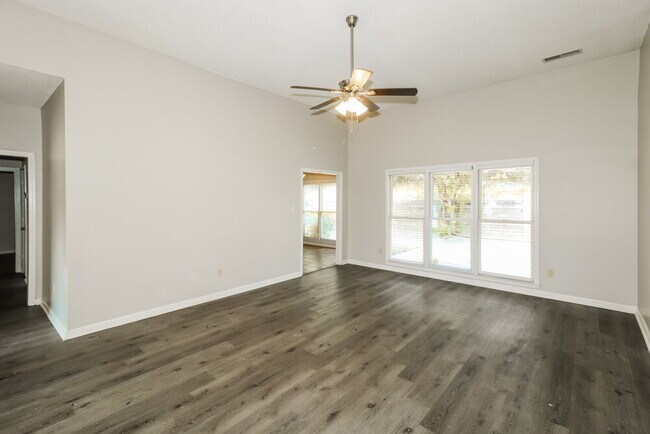Building Photo - 9224 Chimneyrock Blvd.