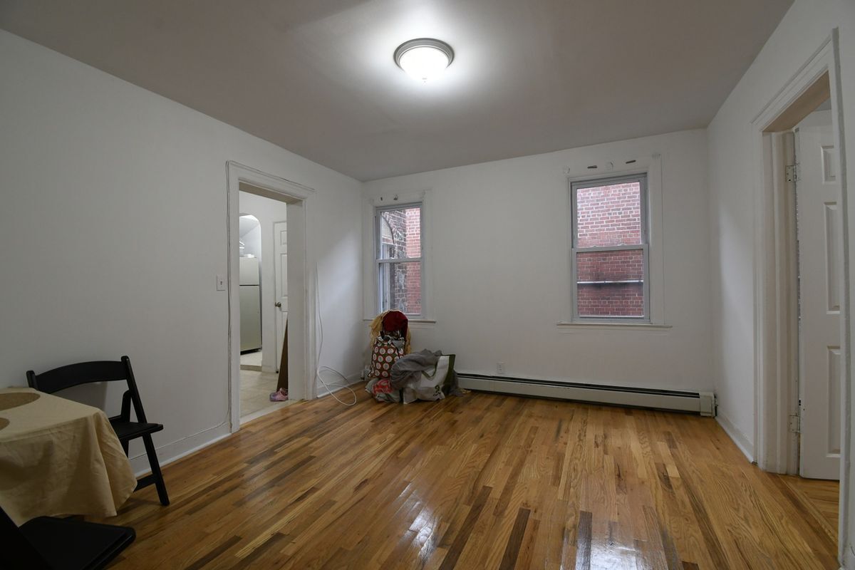 Building Photo - 4658 Bronx Blvd