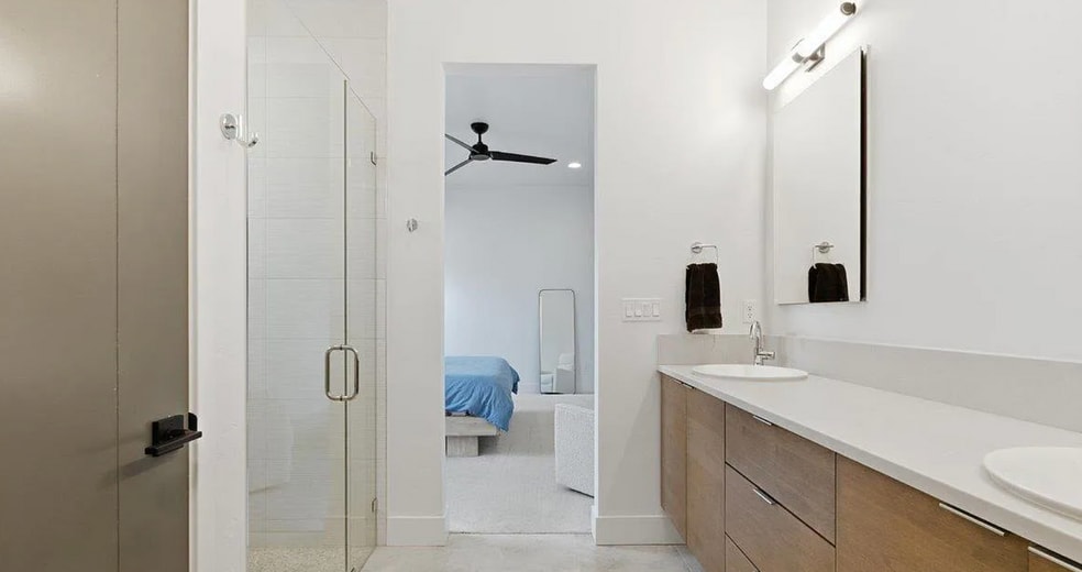 Building Photo - 2472 N Birchgrove Ln