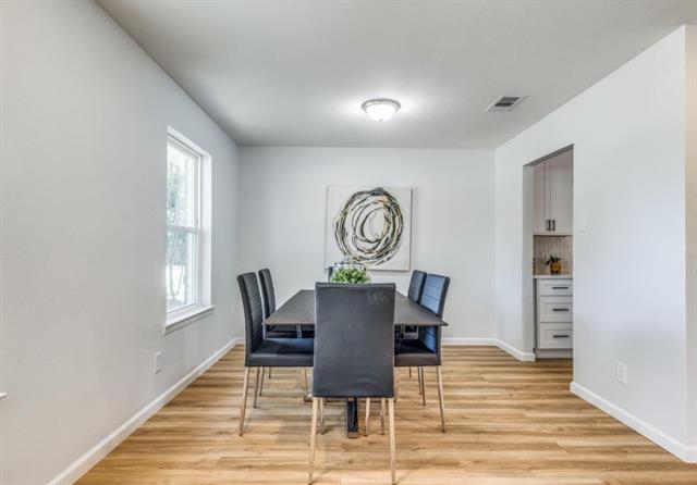 Building Photo - 8011 Woodhue Rd