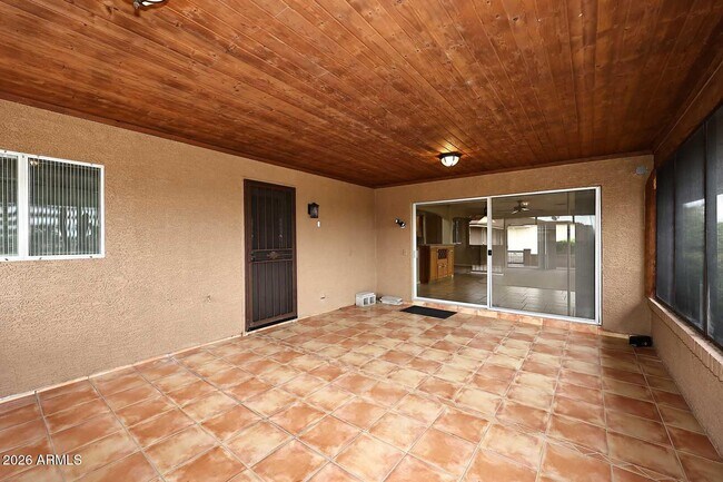 Building Photo - 14211 N Cameo Dr