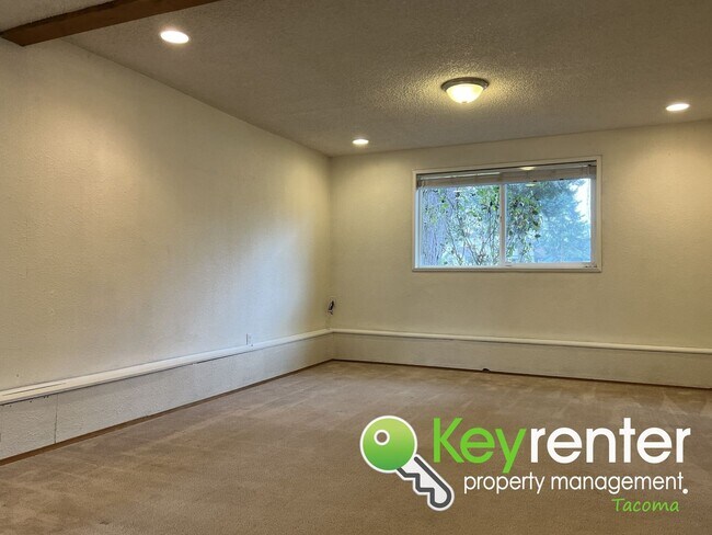 Building Photo - Stunning North End Single-Family Home with...
