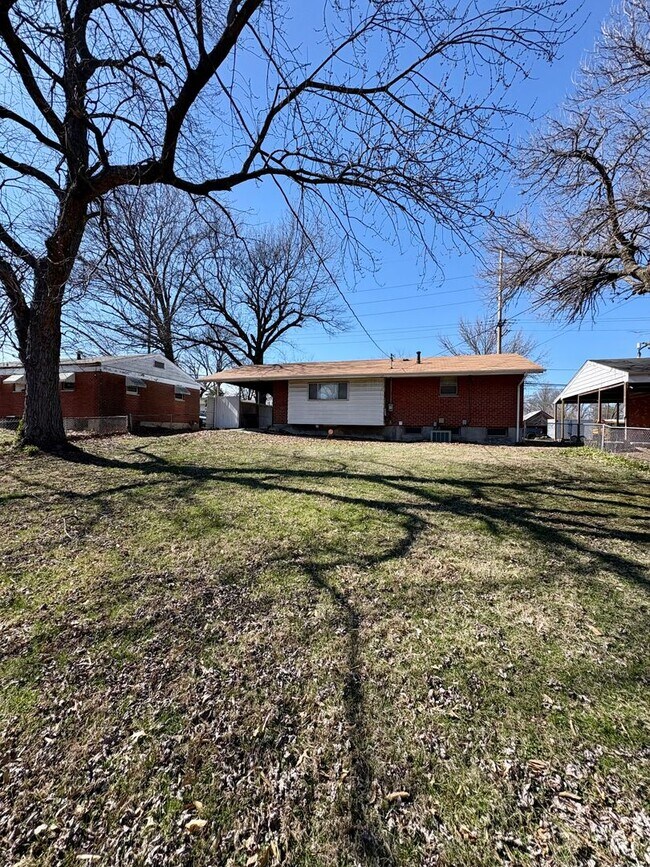 Building Photo - Freshly Renovated 4-Bedroom Home in the Hazelwood School District