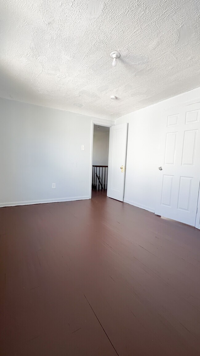 Building Photo - 14600 Strathmoor St