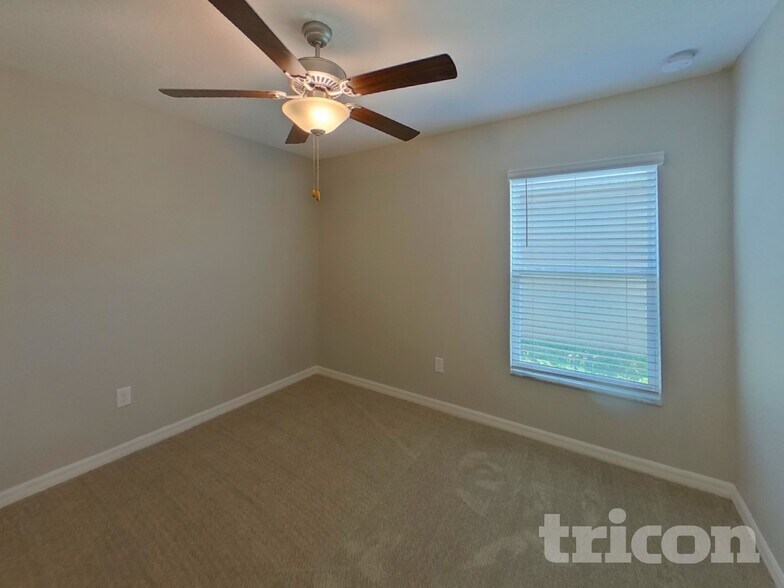 Building Photo - 1614 Broad Winged Hawk Dr