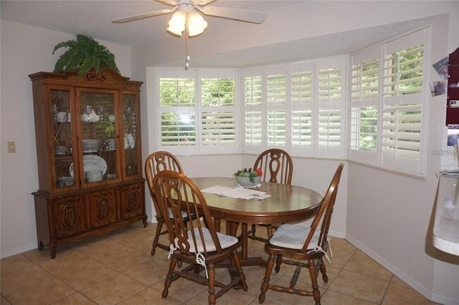 Building Photo - 10819 SW 83rd Ct