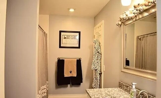 Building Photo - Spacious 3-Bedroom Twin Home in Prime Eden...