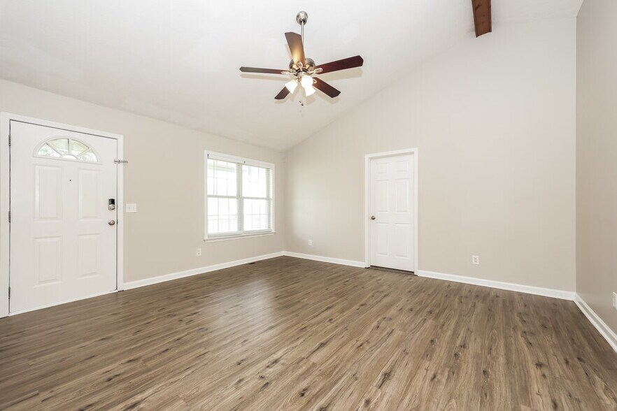 Building Photo - 1201 Welsh Dr