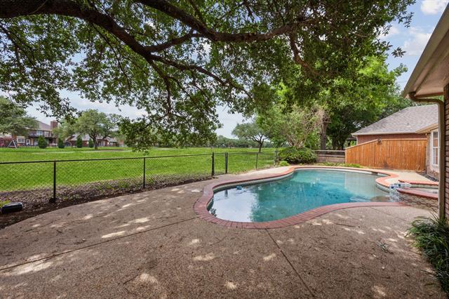 Building Photo - 5605 Belle Chasse Ln