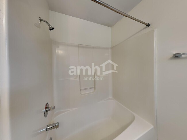 Building Photo - 4206 Yaupon Ct