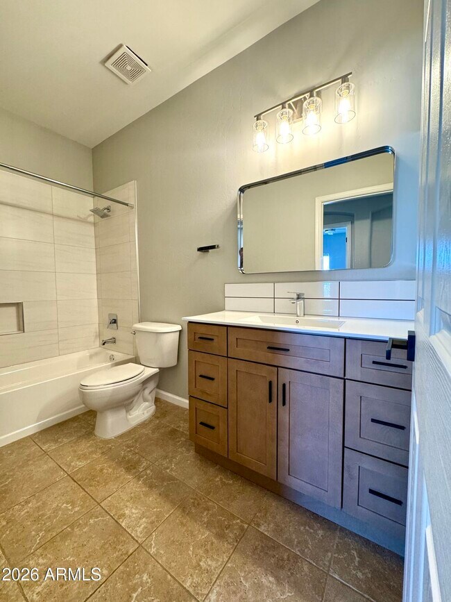 Building Photo - 14000 N 94th St