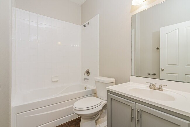 Building Photo - 2701 Amanda Kay Way