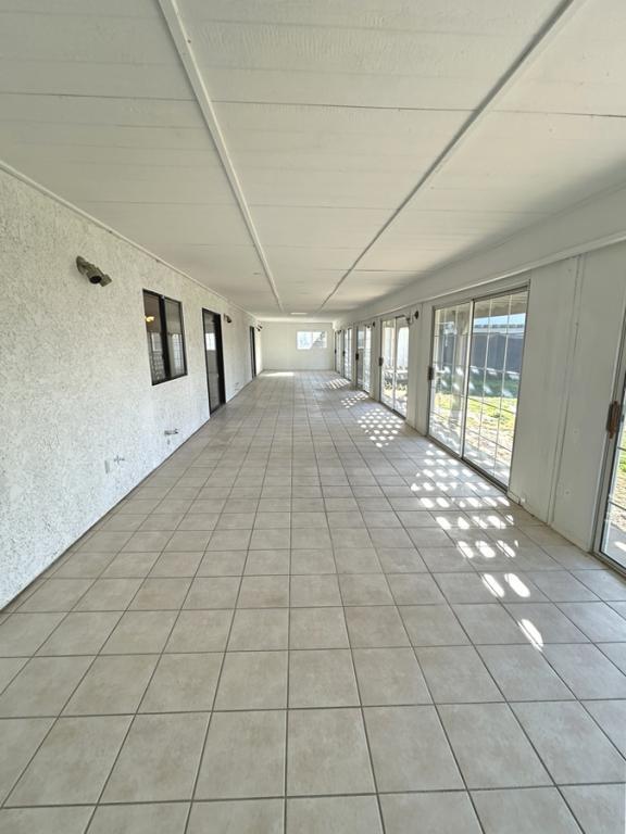 Building Photo - 15370 Tacony Rd