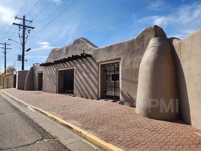 Building Photo - 1102 Euclid Ave