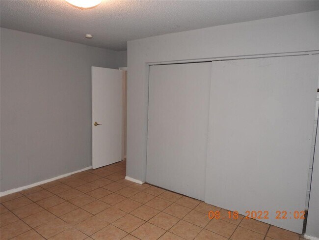 Building Photo - 6405 Westward St