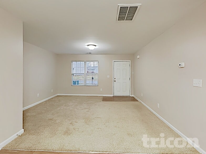 Building Photo - 4740 Brewer Dr