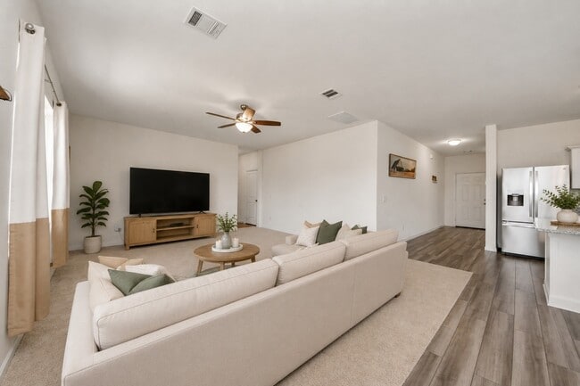 Building Photo - 1021 Pin Cherry Ln