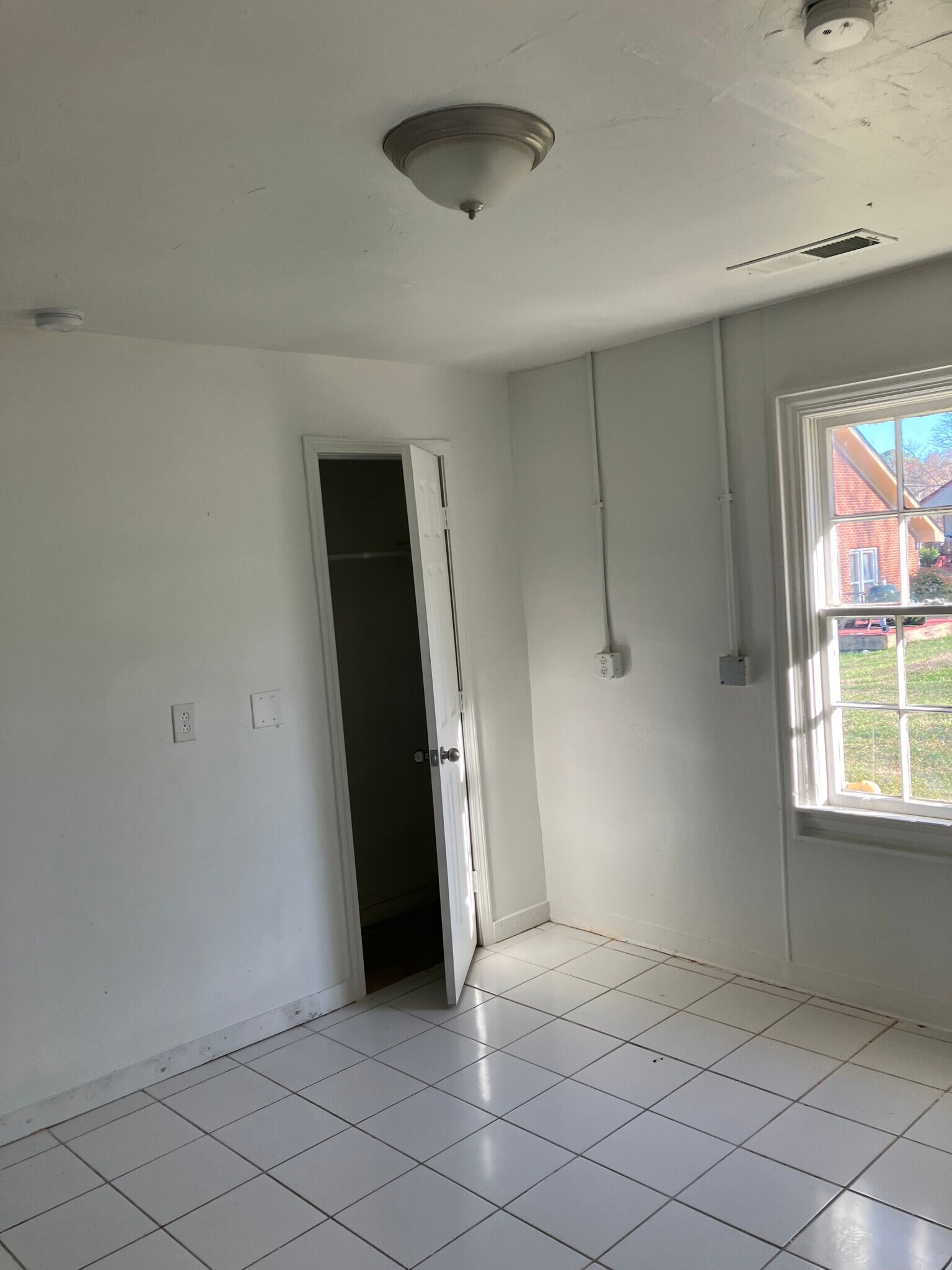 Building Photo - 6152 Jackson Hwy SW