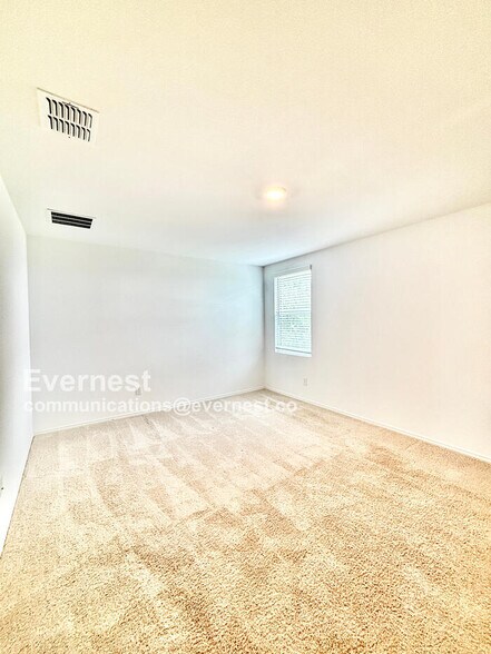 Building Photo - 3209 Peyton Lila Rd