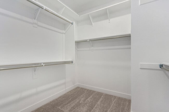 Building Photo - 14807 W Soft Wind Dr