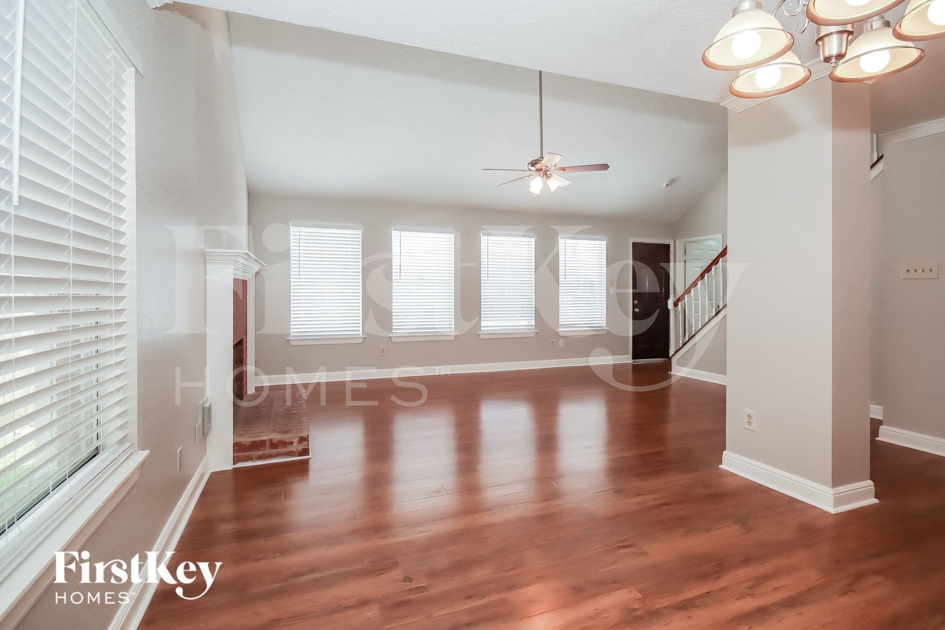 Building Photo - 14703 St Cloud Dr