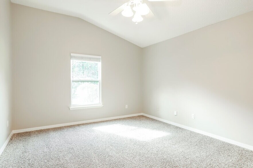 Building Photo - 3379 Highland Mill Ln