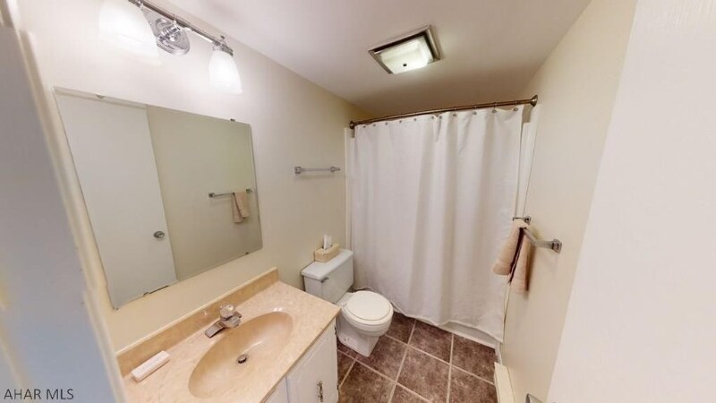 Building Photo - 629 Harvest View Ln