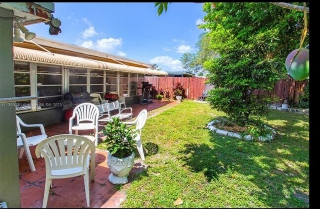 Building Photo - 6461 NW 28th St