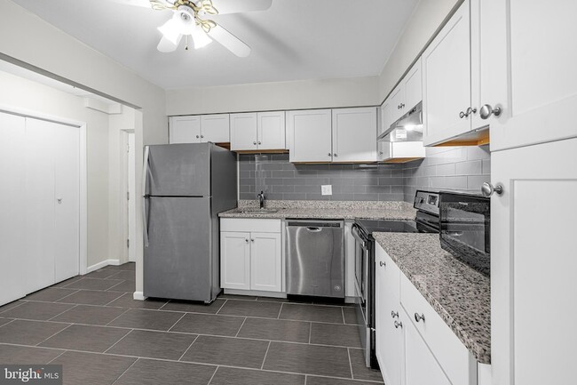 Building Photo - 64 Welsh Tract Rd