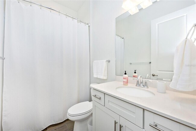 Building Photo - 17662 Santorini Ct