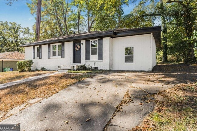 Building Photo - 2905 Gresham Rd S E